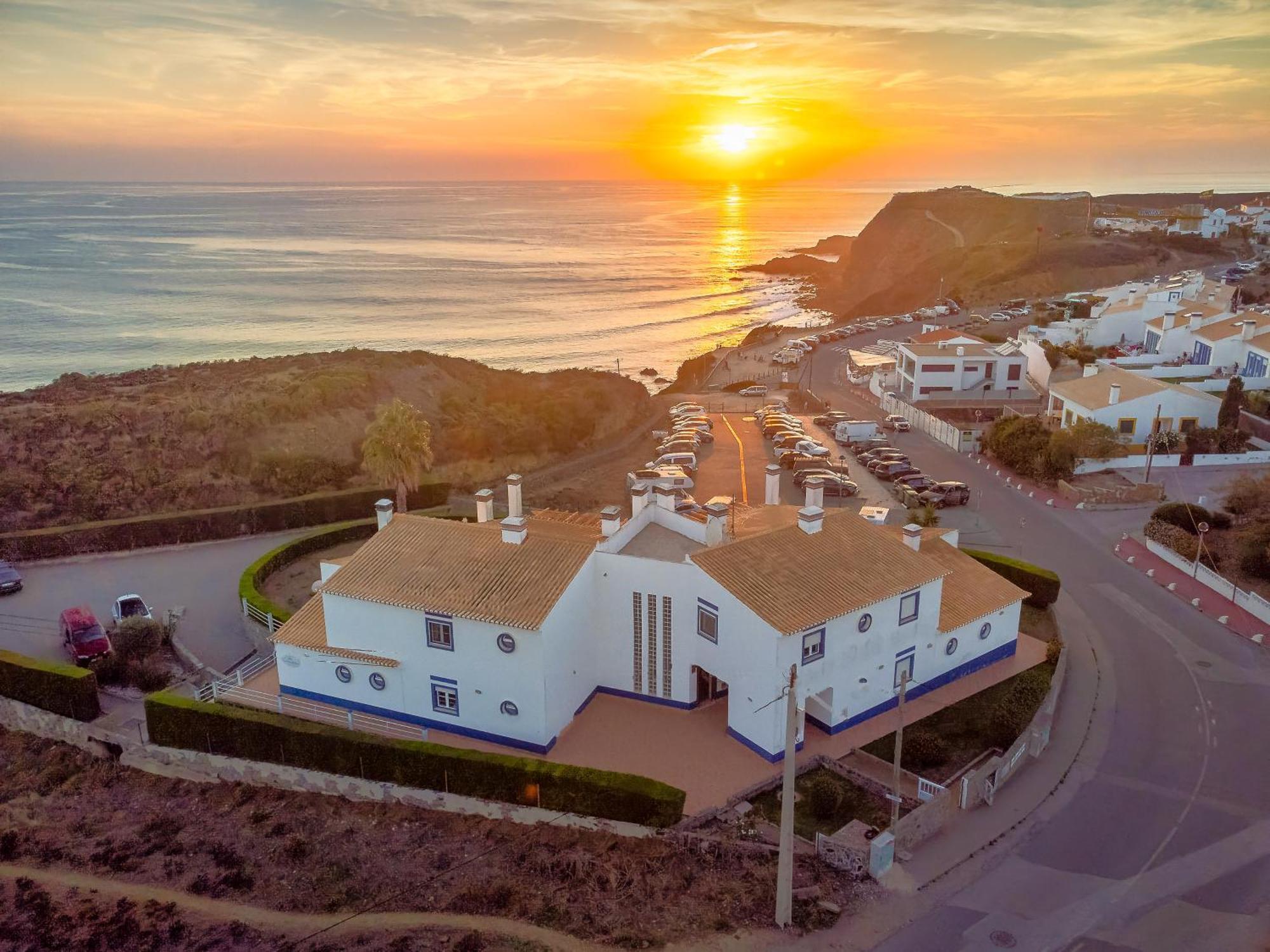 Sweet Home Arrifana // Beachhouse Прая-да-Арріфана Екстер'єр фото